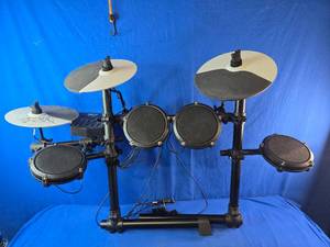 Alesis Debut Drum Kit