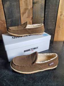 Unisex Minnetonka Moccasins Autumn Brown Tilden Moc Slippers Size 9M Men's