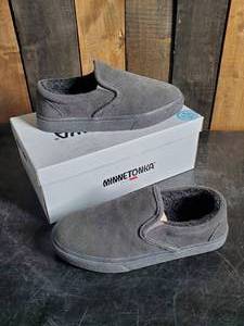 New Minnetonka Moccasins Unisex Charcoal Alden Slip on Mens 9m