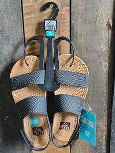 New Reef Womens Water Vista Sandals Size 5