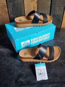 New Reef Womens Cushion Vista Hi Sandals Size 9