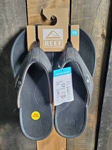 New Reef Mens Reef Pacific Sandals Size 12