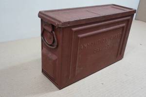 WWII US Military T4 .30 Caliber Ammunition Chest