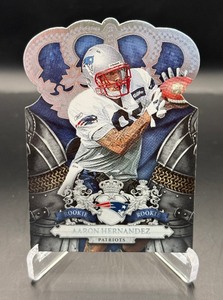 Aaron Hernandez RC Diecut 2010 Crown Royale #101 Rookie Football Card