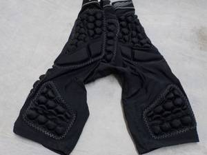 7 Pad size Small Mens Football Gir...