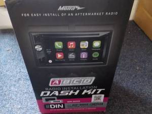 Radio Installation Dash Kit...