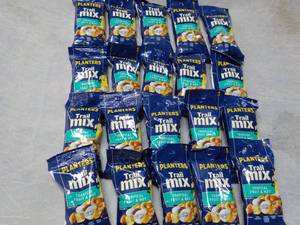 20 Planters 2 oz bags Tropical Frui...