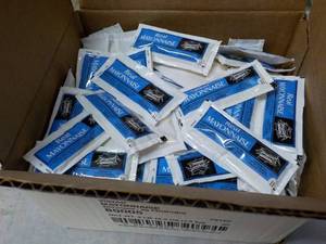 200 Vistar Real Mayonnaise Packets...