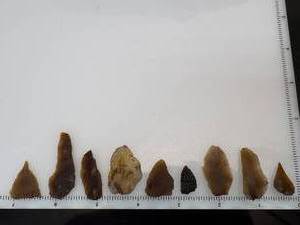 (9) Pre-1600 Knife River Flint Small Artifacts Eastern South Dakota