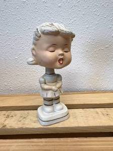 Mid-Cent Enesco Kiss Me Girl Ceramic Nodder Bobblehead Japan