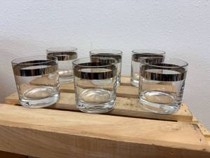 (6) Mid-Cent Silver Foil Ribbon Cocktail Glasses 2.75 T X 2.5W