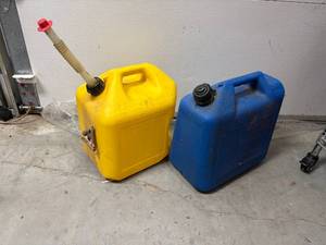 5 Gallon Kerosene and Deisel Fuel Containers
