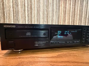 Vintage Kenwood compact disc player, specifically model DP-3020.Works as should 