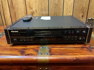 Pioneer Elite PDR-19RW CD Recorder with Remote-works as should