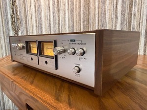 vintage Sony NR-335 Noise Reduction Adapter, powers on.