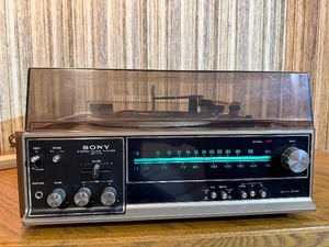 This item is a vintage Sony HP-170 Stereo Music System. Powers on. See details.