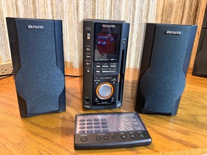 Aiwa XR-MS3U Compact Disc Stereo System