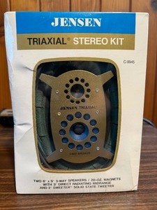 This vintage Jensen Triaxial Stereo Kit (Model C-9945)