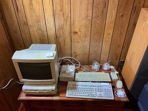 Vintage Apple Macintosh Computer System w Monitor, Keyboards, Mouse & Accessories