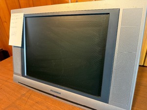 Sylvania LCD Color TV, specifically Model 6615LCT, manufactured in August 2006 works 