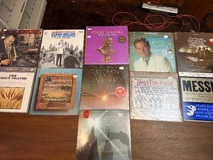 Many still sealed - Vintage religious and choral LP collection featuring recordings from the Mormon Tabernacle Choir, Philadelphia Orchestra, and various sacred and inspirational performances, along with easy listening artists like Pat Boone