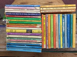 Group 1950s-60s Books - NANCY DREW - JUDY BLUME - Many DELL Books