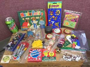 Group Vintage Toys - Figures - Tins - 8mm Films