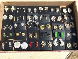 30 Pair Earrings