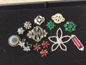 Vintage Brooch Pins - Cufflinks - Pins