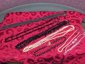 Vintage Necklaces - Austria - Faux Pearl - Monet 14 - 56