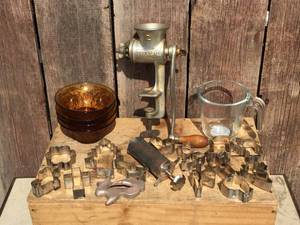 Vintage Kitchen - Cookie Cutters - Amber Bowl - Universal #2 Grinder, Pyrex