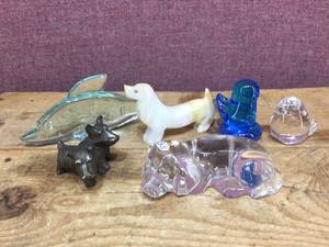 Vintage Glass - Onyx - Cast Animals