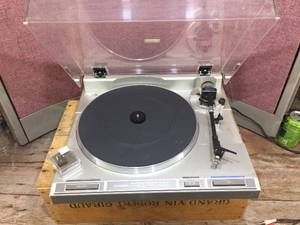 Vintage PIONEER PL-750 Quartz - Direct Drive Turntable
