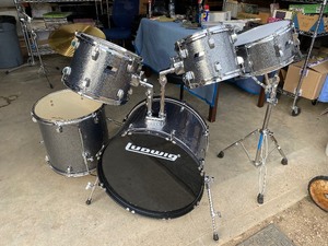 Ludwig Back Beat Complete-ish Drum Set - Metallic Silver Sparkle