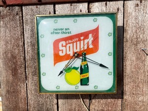 Fabulous! Vintage SQUIRT - PAM CLOCK - Works!