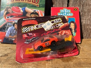 DUKES of HAZZARD - Finger Racer - Card Game - DVD 1st Season