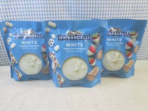 (B-1) 3 Bags of White Vanilla Flavo...