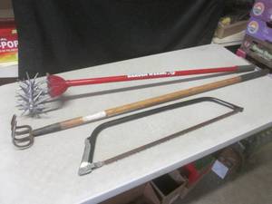 (BS) Yard and Garden Tools - 32 Sa...