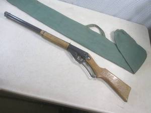 (CNTR) Vintage Red Ryder BB Gun wit...