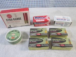 (EC1) Assorted Full Containers of A...