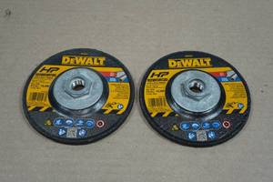 2 DeWalt 4.5x14 Metal Grinding Discs