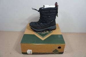 Muck Boots Womens Nomadic Sport Boots - Size 5