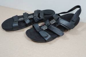 Vionic Amber Womens Orthotic Sandals - Size 10