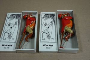 2 Vintage Look Tin Litho Climbing Monkeys