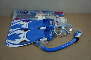 Cressi Blulove Kids Snorkel Set - Fin Size LXL