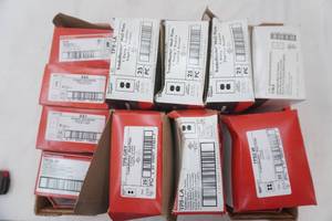 NEW Commercial Grade Wall Plates. Trade master, LeGrand