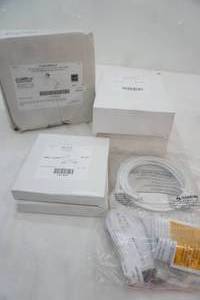 NEW ConTech Lighting LED Track Fixture, Single Current End Feeds, 3-Way Joiners