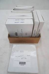 NEW (12ct) Contech Lighting T Connectors & 3-Way Joiners. LA-13-P, LA-12-P