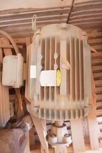 Industrial 3-Phase AC induction motor. 25hp 230460V 6030 AMP 1770 rpm Baldor. Reliance