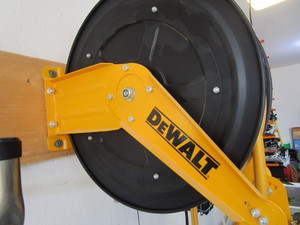 DeWalt Air Hose & Reel